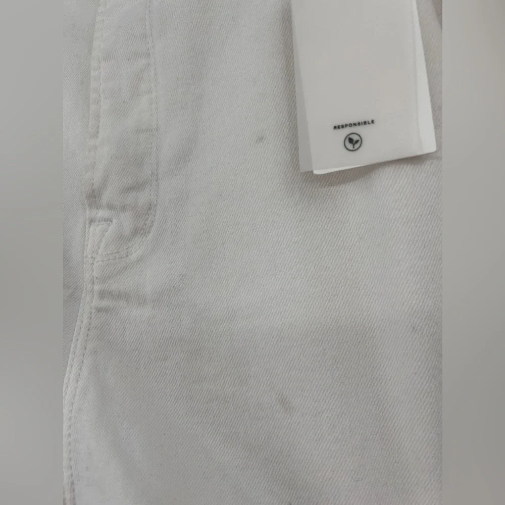 Good American NWT Juniors Good 90's Short Size 15 White‎ Distressed HIgh Waist